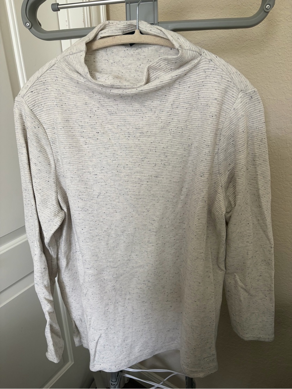 J. Jill Cream Speckled Turtleneck Sweater
